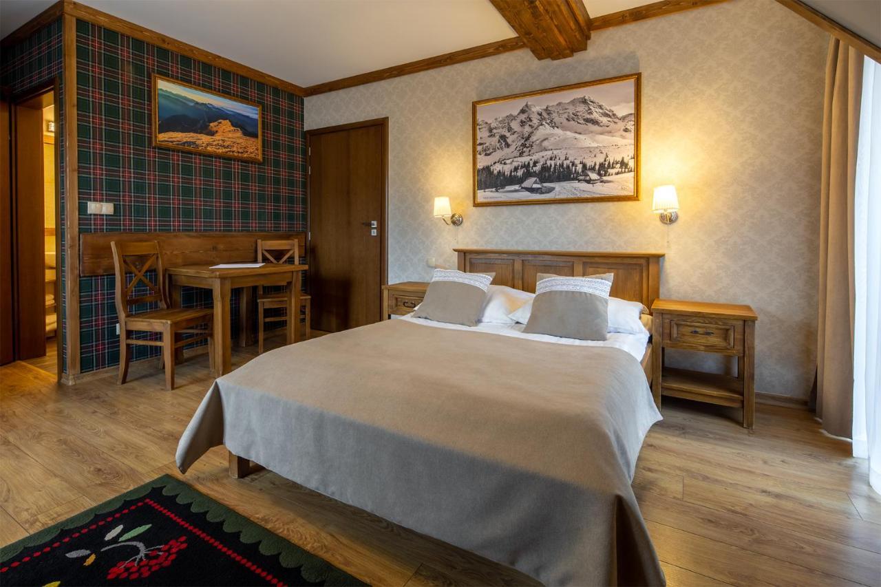 Deluxe Double Room with Mountain View