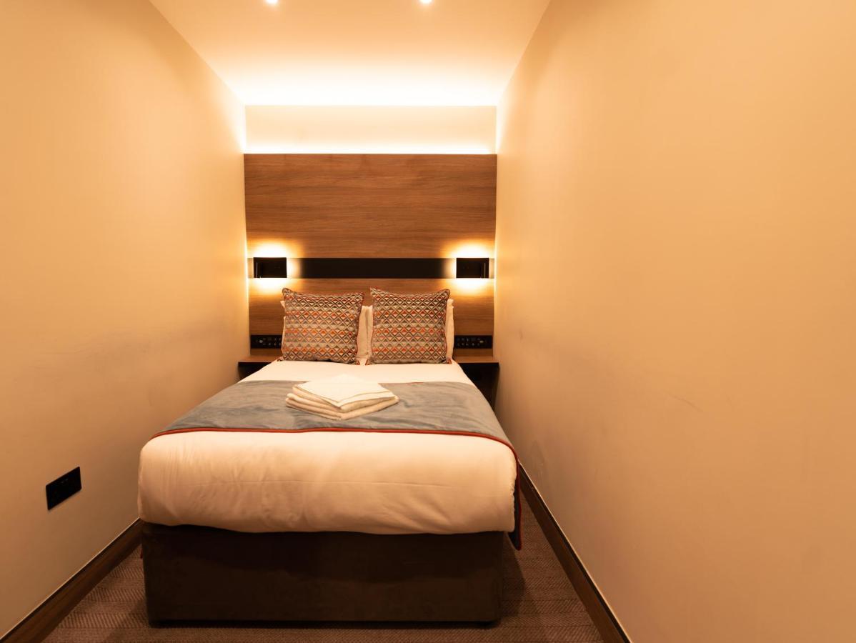 Single Room,1437117700:JPEG