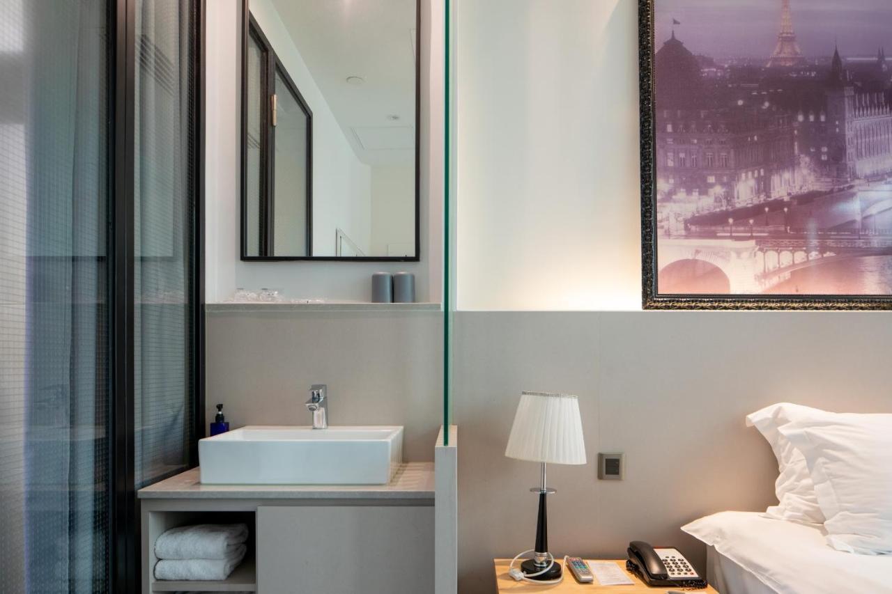 Deluxe Double or Twin Room Balcony