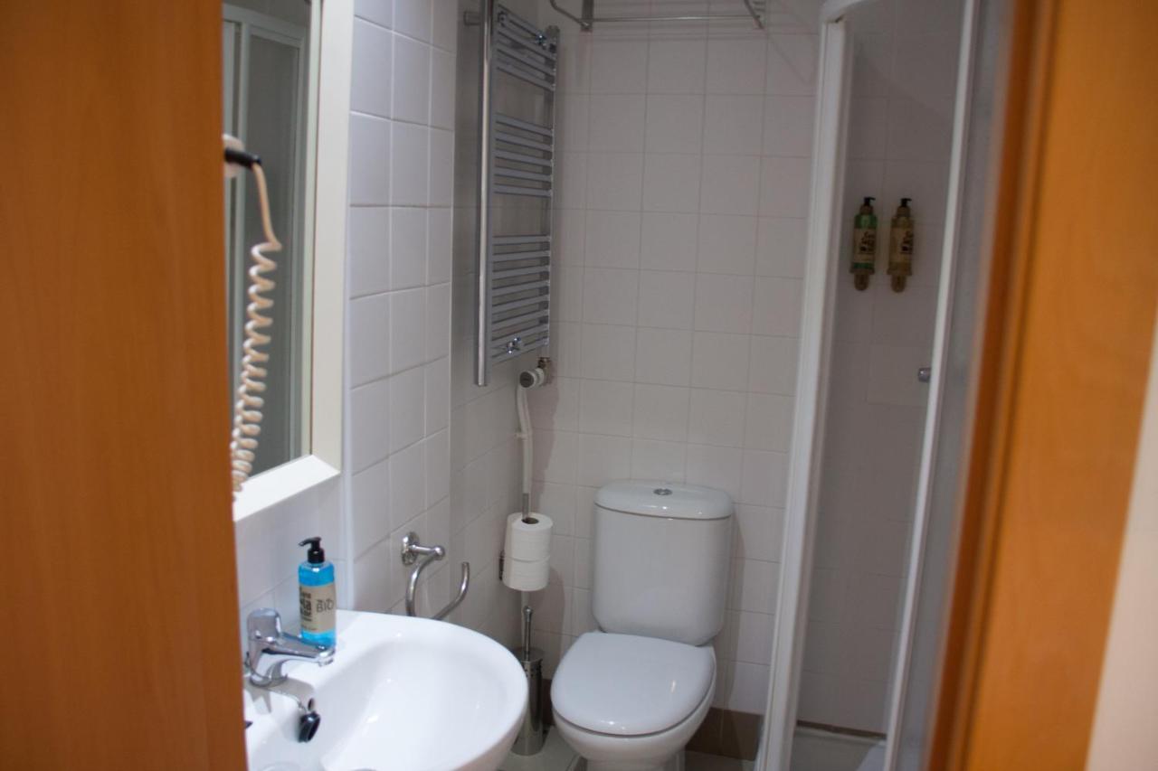 Habitación Individual con baño privado