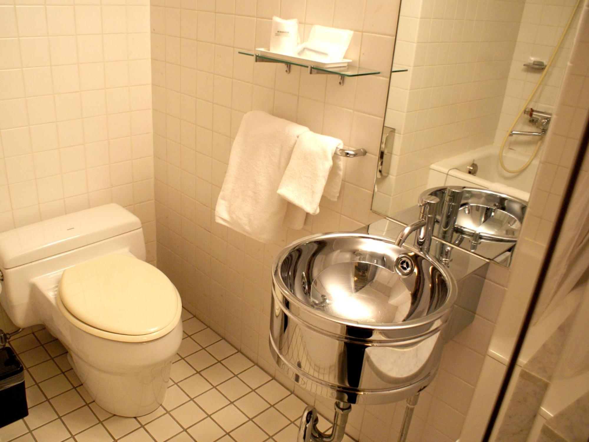 Double Room with Small Double Bed - Non-Smoking