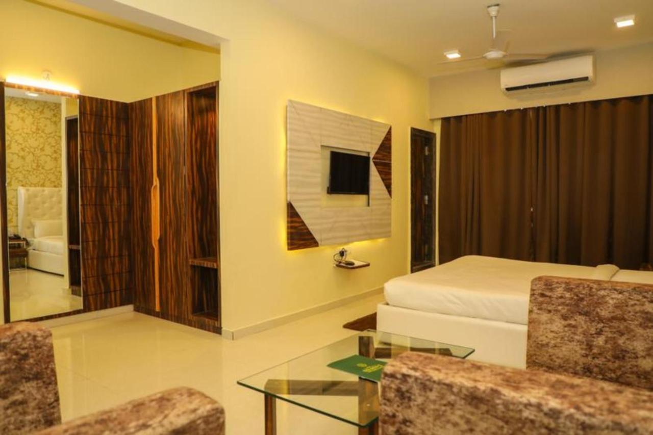 Super Deluxe Room