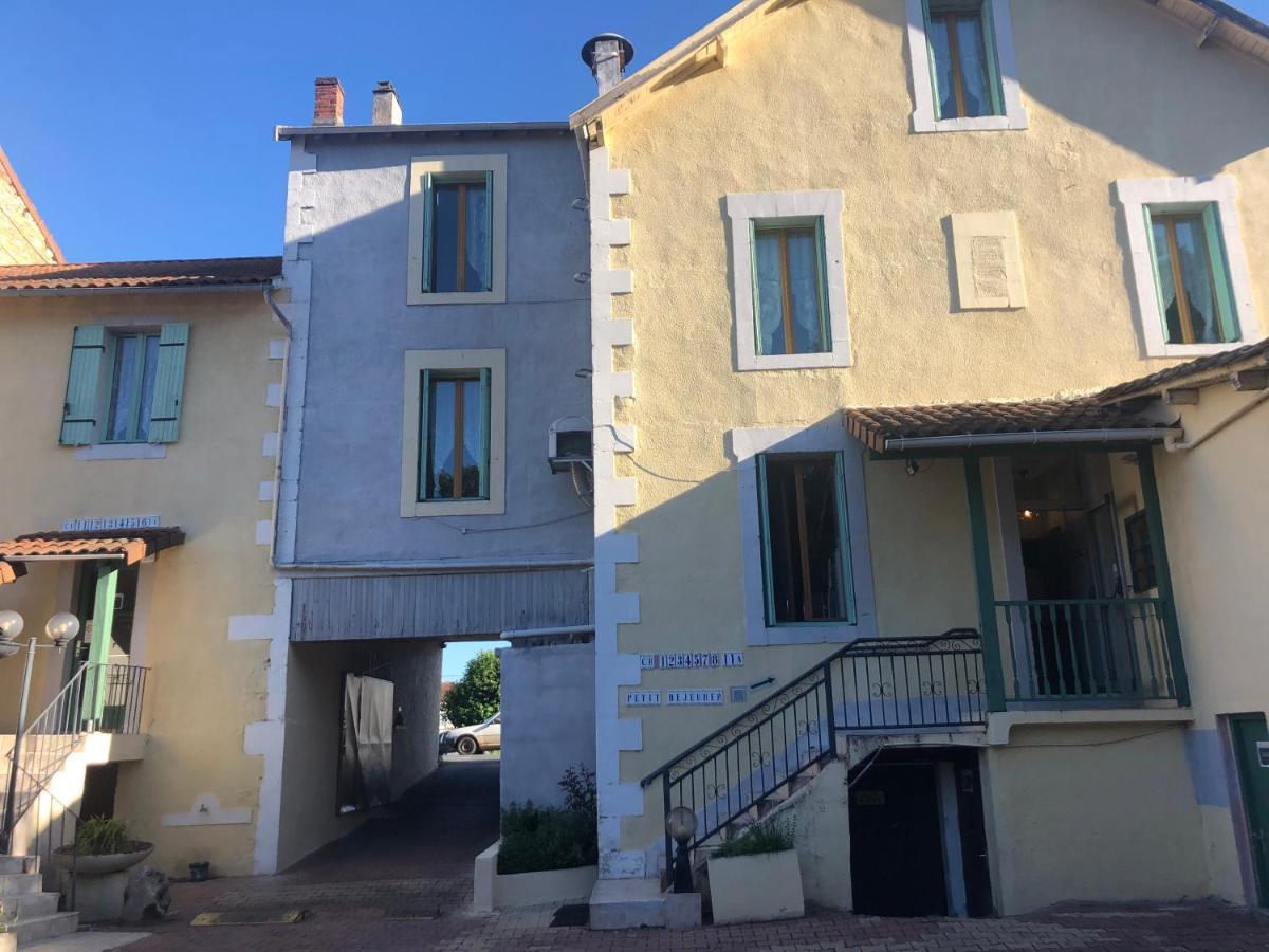 Chambre Double Économique - Vue sur Cour