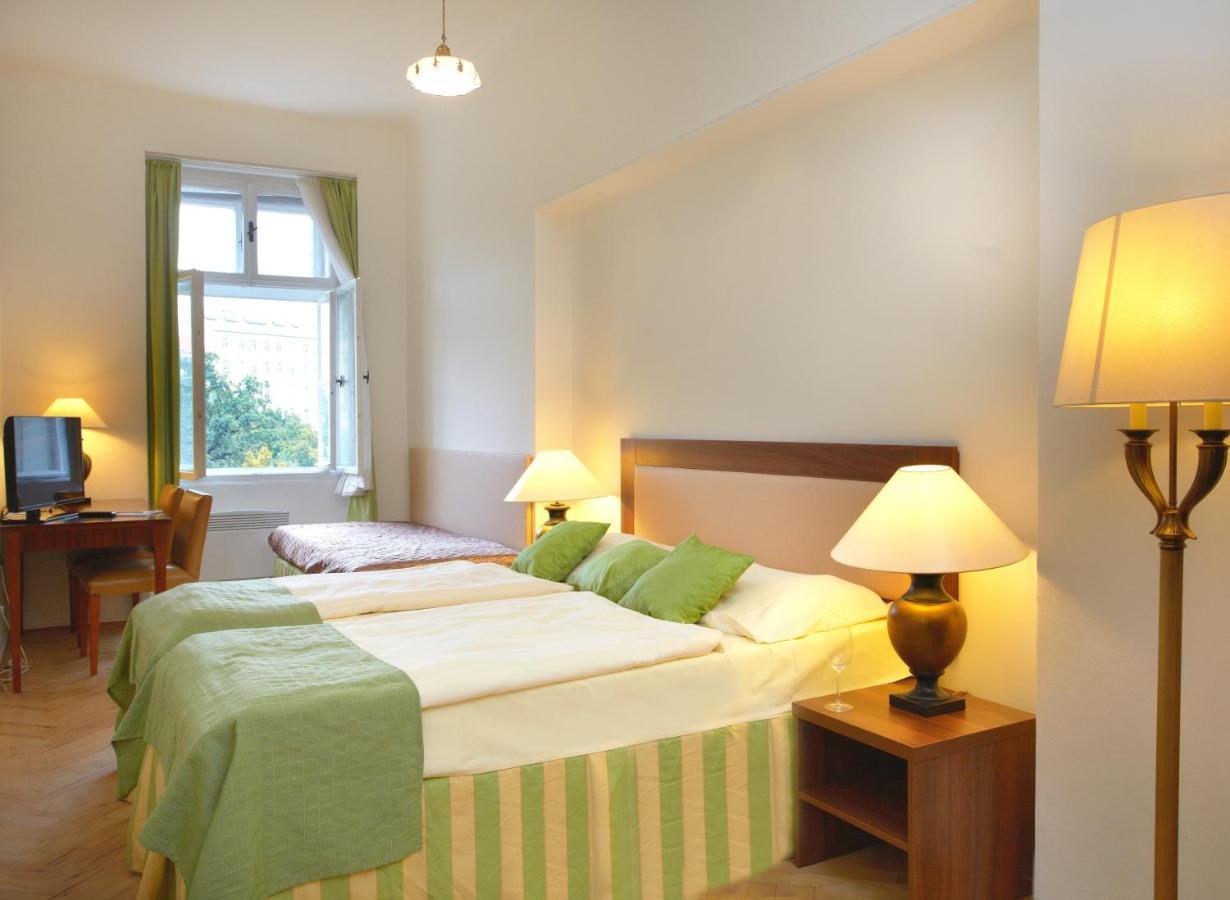 Double or Twin Room,1498995469:JPEG
