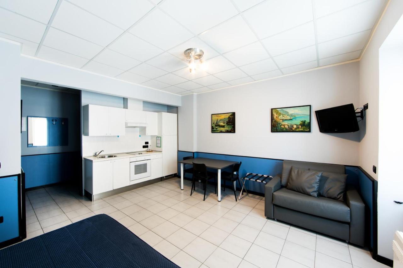 Queen Room Kitchenette Annex