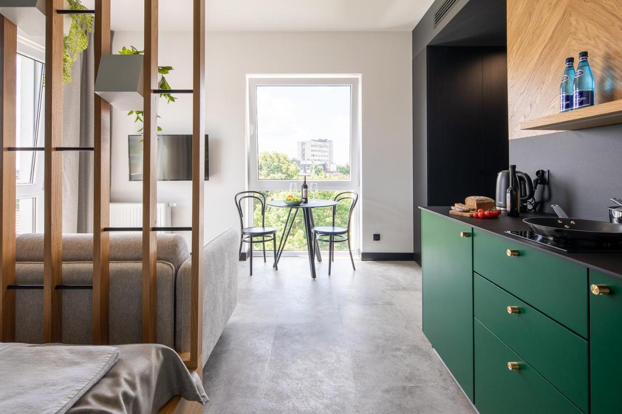King Studio with Sofa Bed