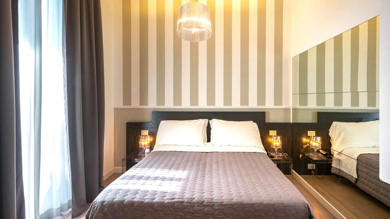 Doppelzimmer mit Balkon