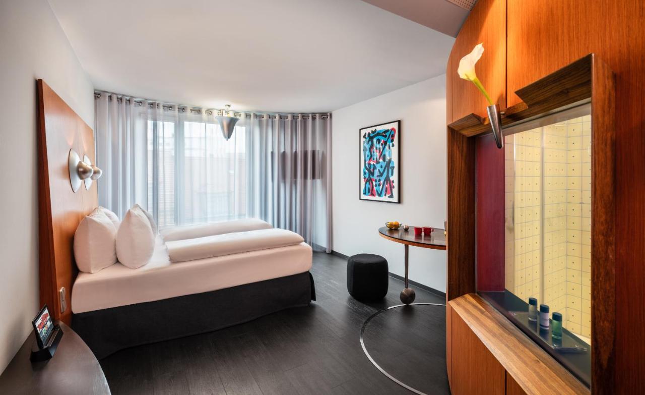 Classic Room,1277132290:JPEG