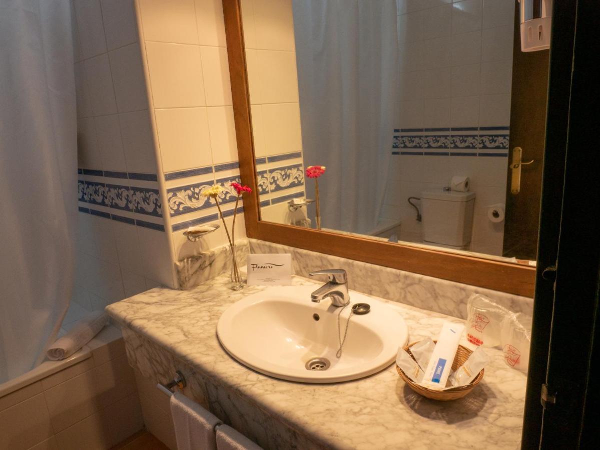 Estudio - 2 adultos + 2 niños