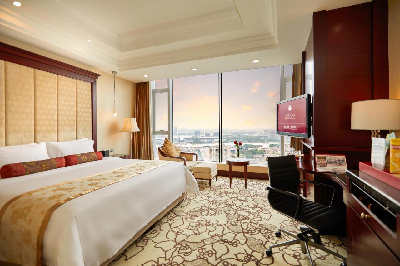 Canton Tower River View King Bed Room