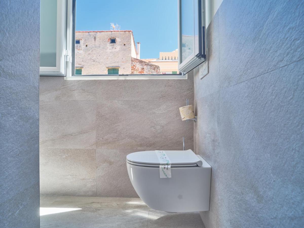 Double or Twin Room with Extra Bed and Sea View