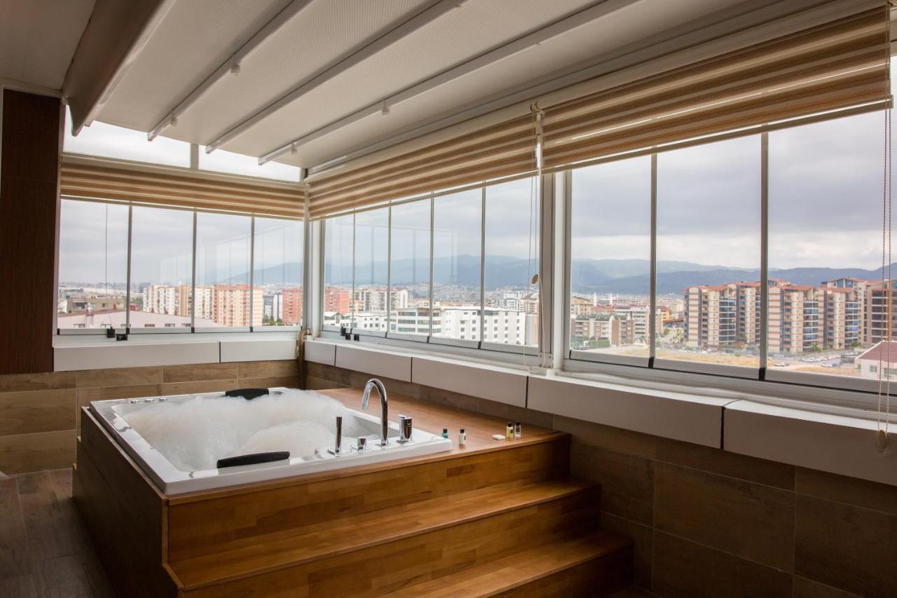 Suite with Balcony