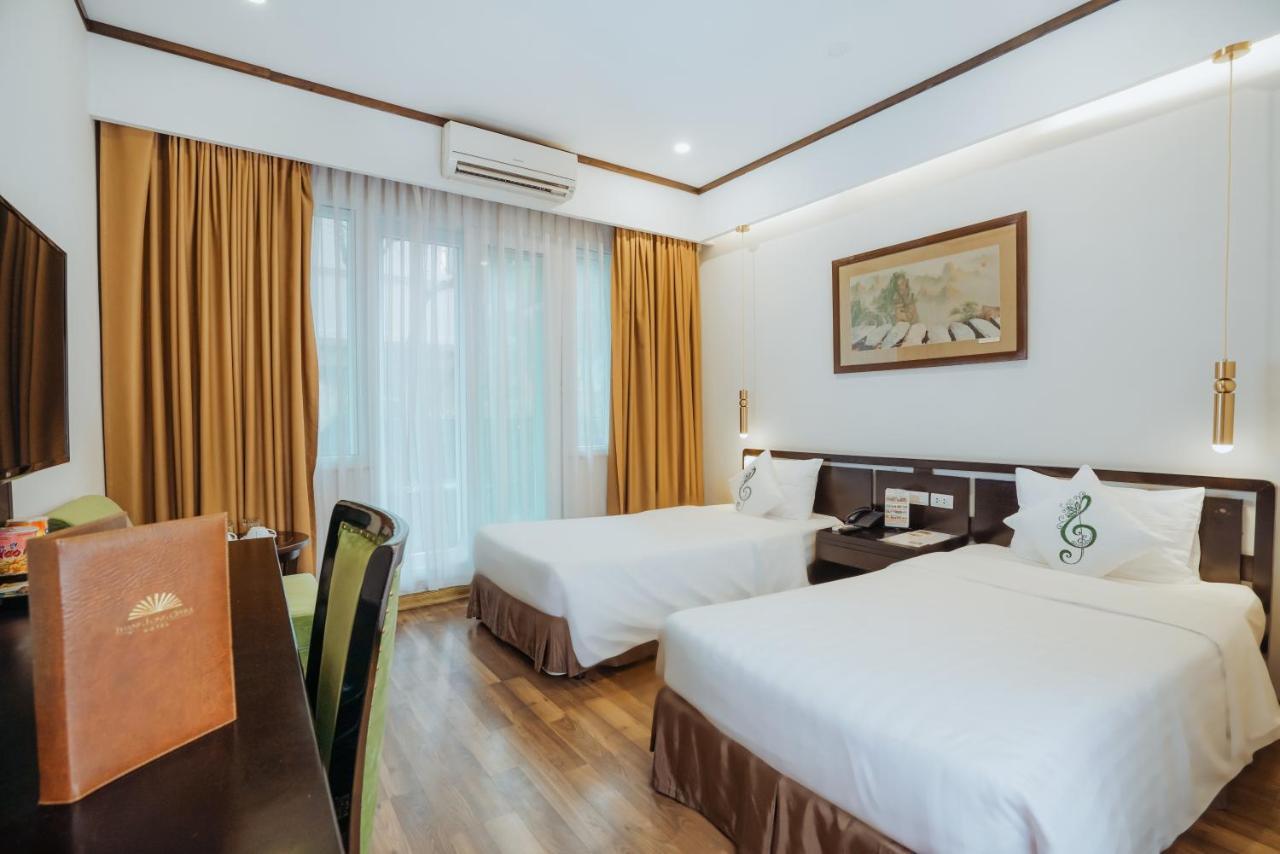 Superior Double or Twin Room with City View,1283638564:JPEG