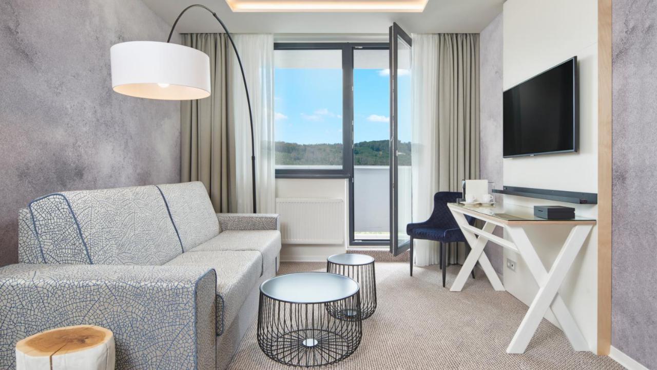 Deluxe Suite,1007272642:JPEG