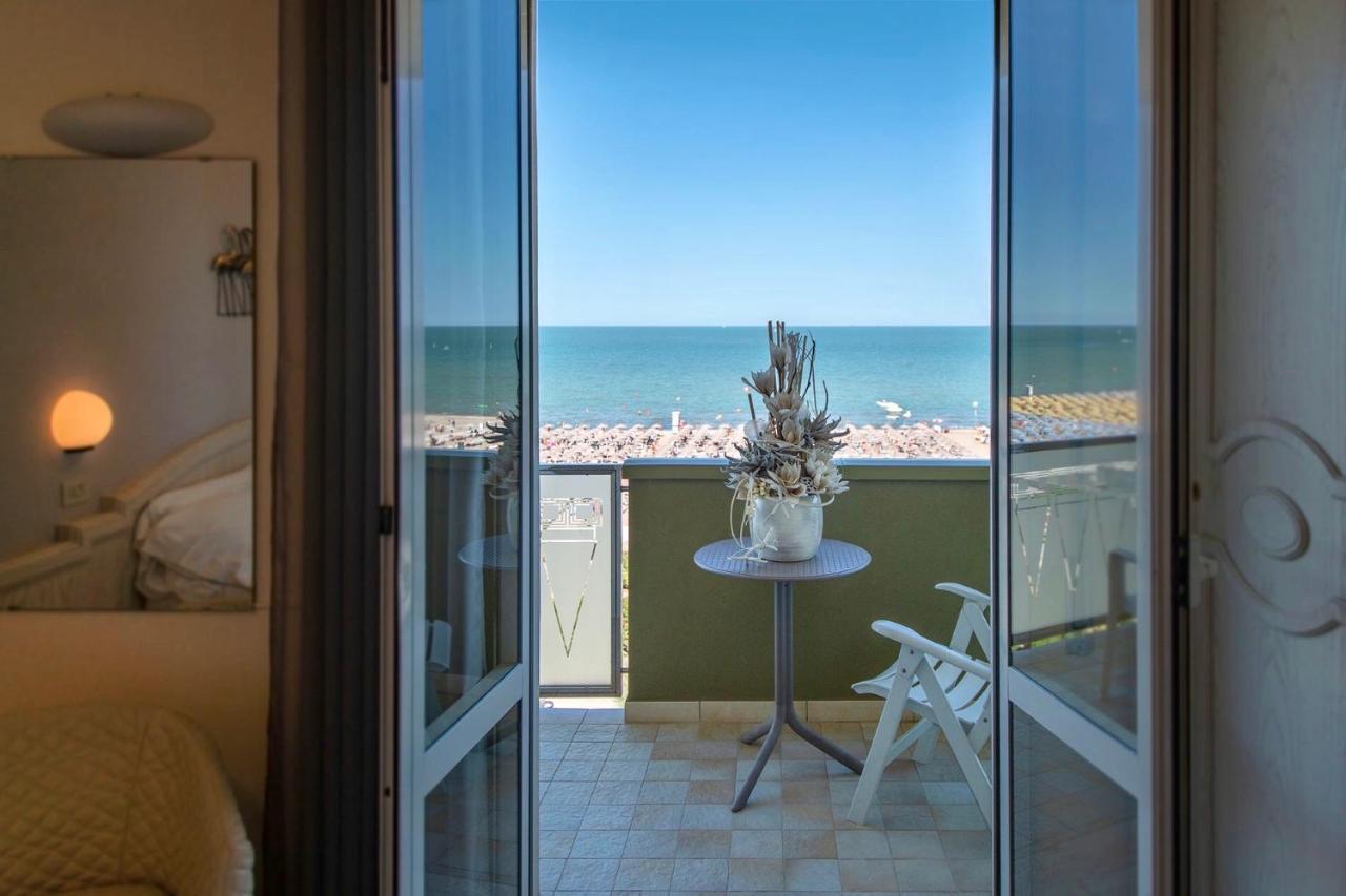 Quadruple Room with Sea View