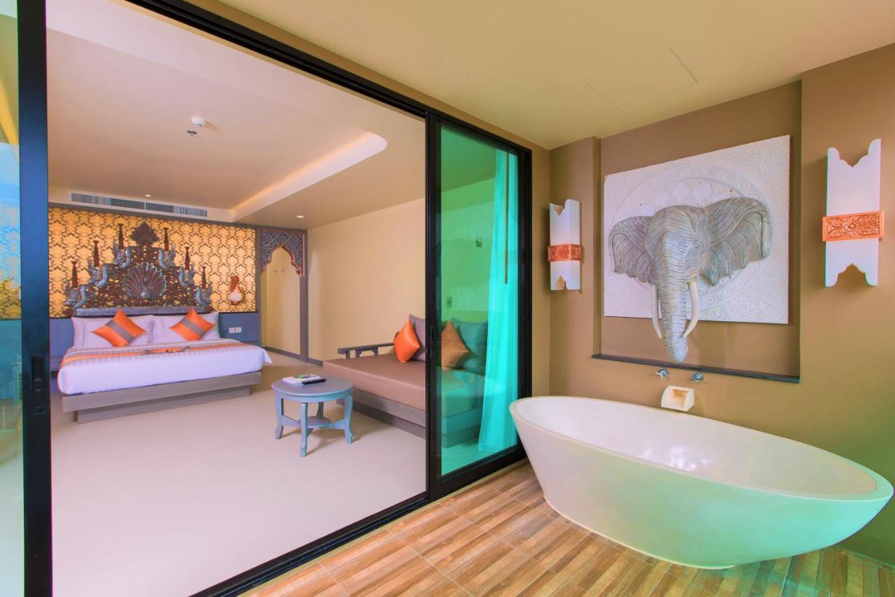 Deluxe Double or Twin Room with Sea View