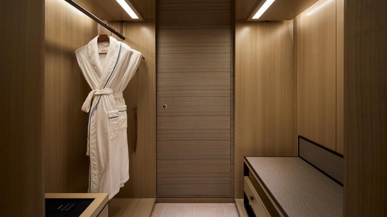 Signiel Premier Family Twin Room with City View
