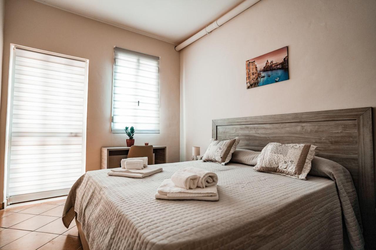 Double or Twin Room with Terrace