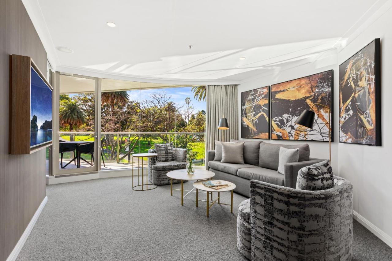 Deluxe One-Bedroom Apartment with Garden View,1277281612:JPEG