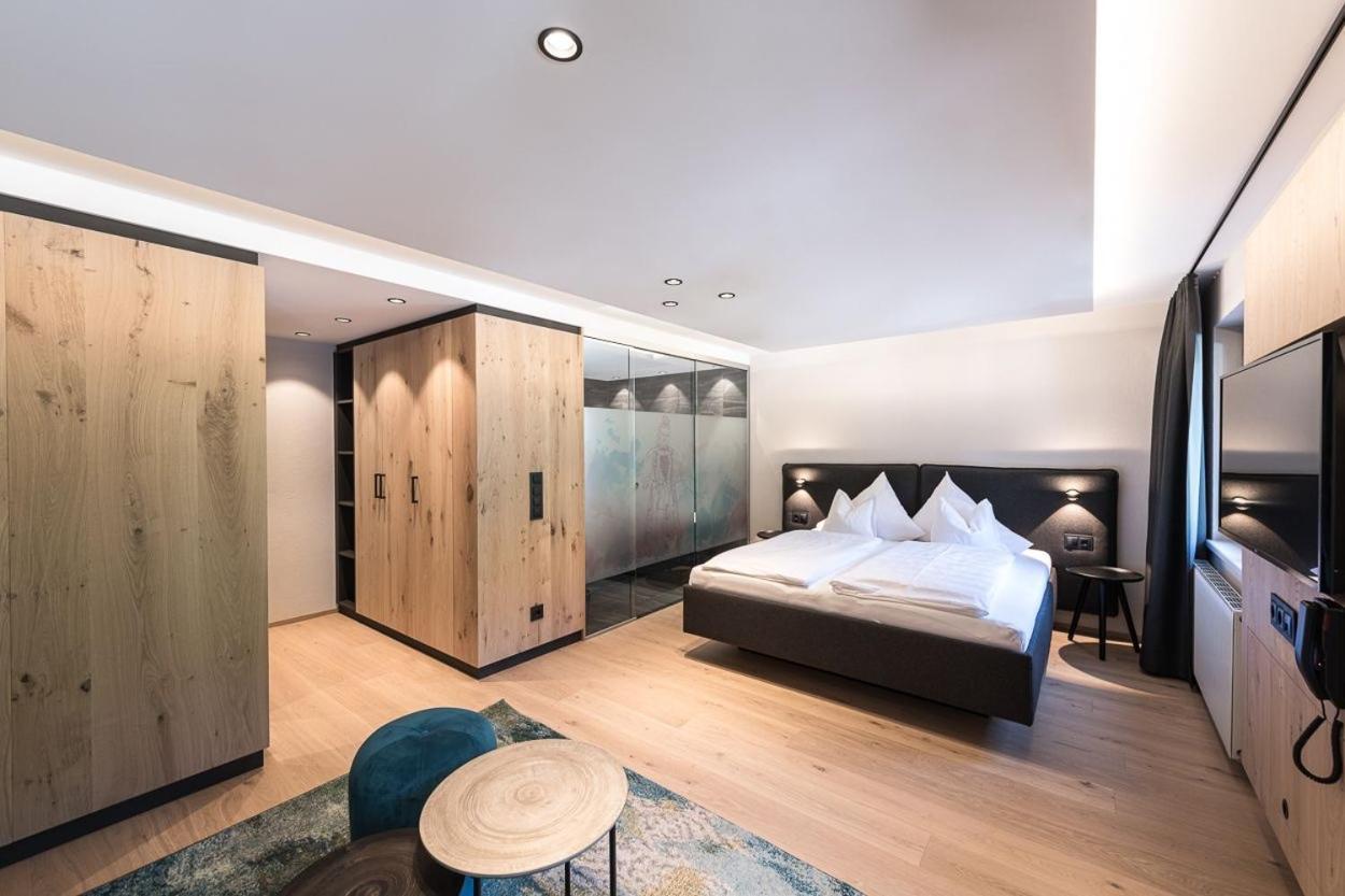 Deluxe Dreibettzimmer