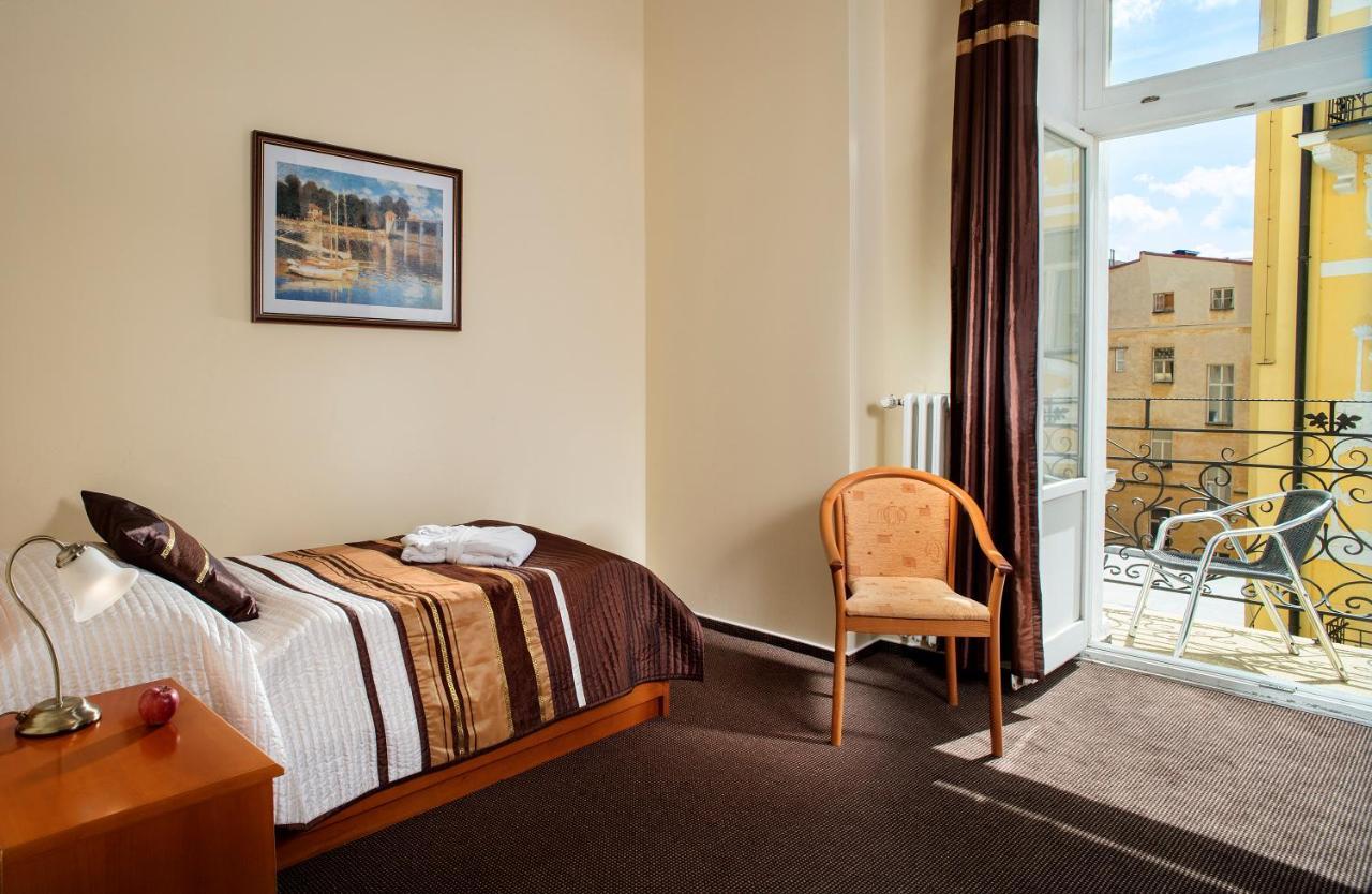 Superior Single Room