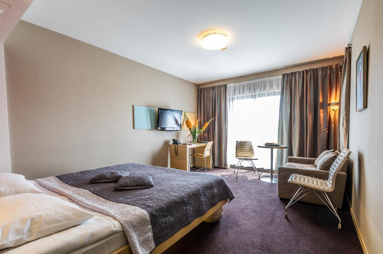 Double Room,326826916:JPEG