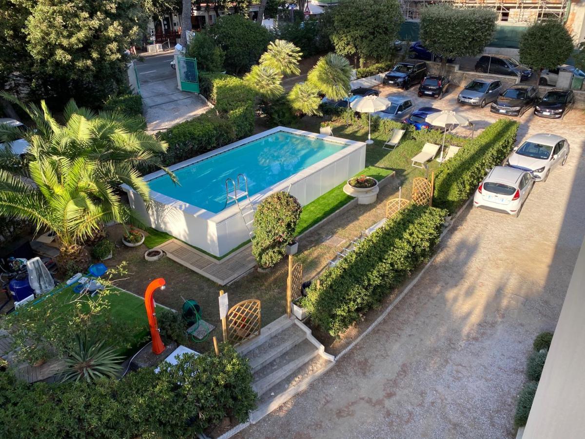 Quadruple Room with Garden View
