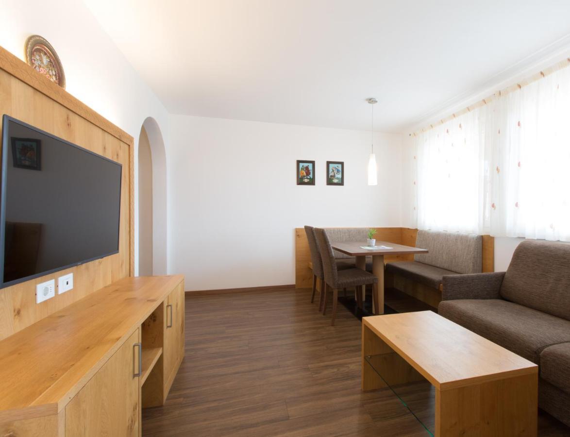 Family Room Mountain View
