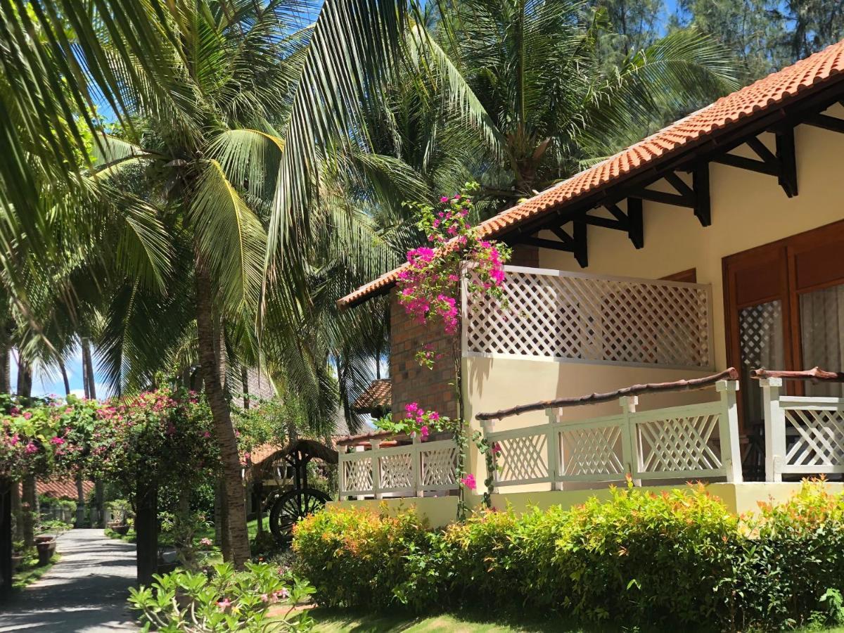 One-Bedroom Bungalow
