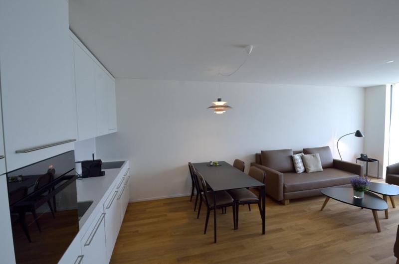 Appartement met 3,5 kamers in het aangrenzende appartementencomplex (met eigen kookgelegenheid)