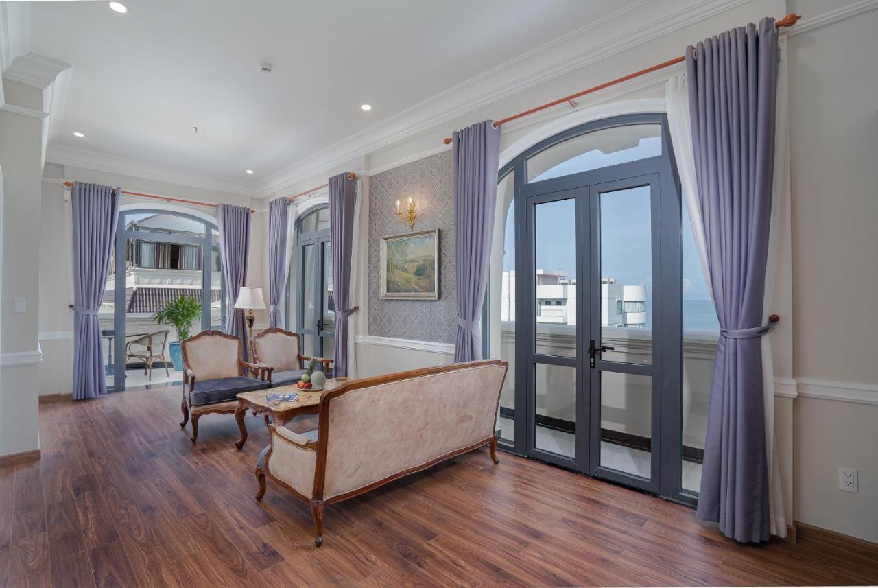 Executive Suite Sea View