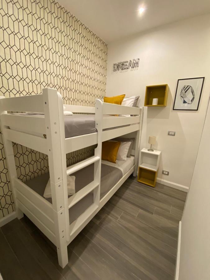 Habitación doble con litera y balcón - 2 camas