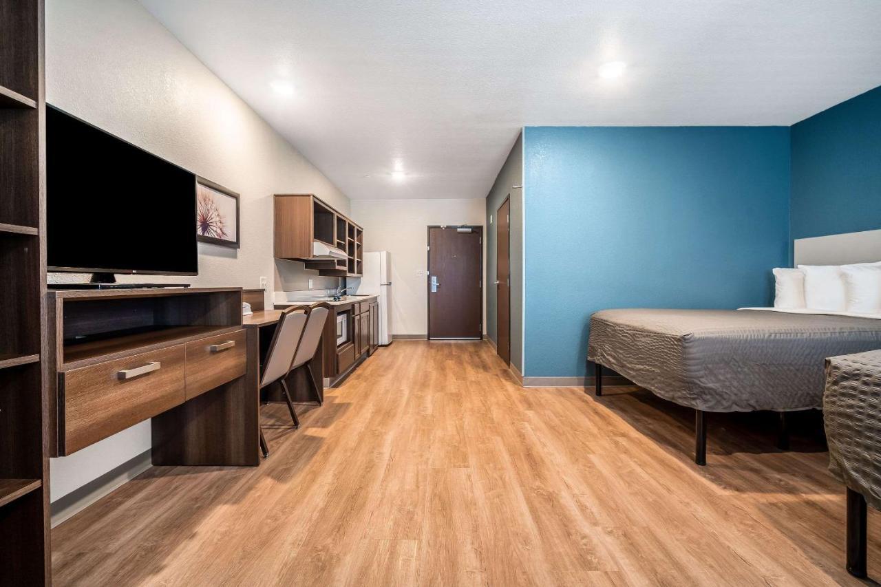 Queen Room with Two Queen Beds - Accessible/Non-Smoking