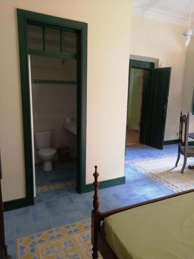 Standard Suite,1017393946:JPEG