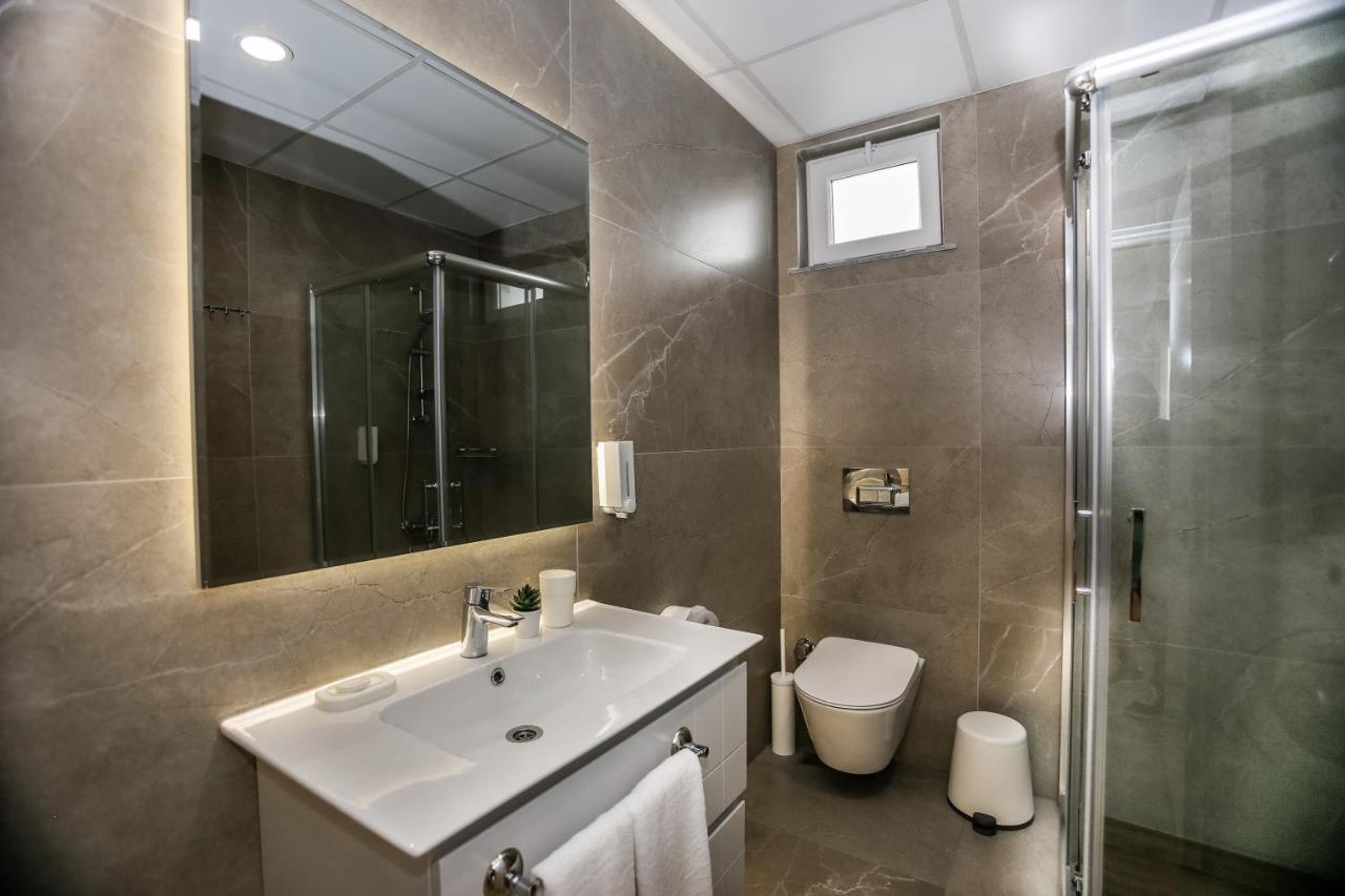Deluxe Family Suite,1018762636:JPEG