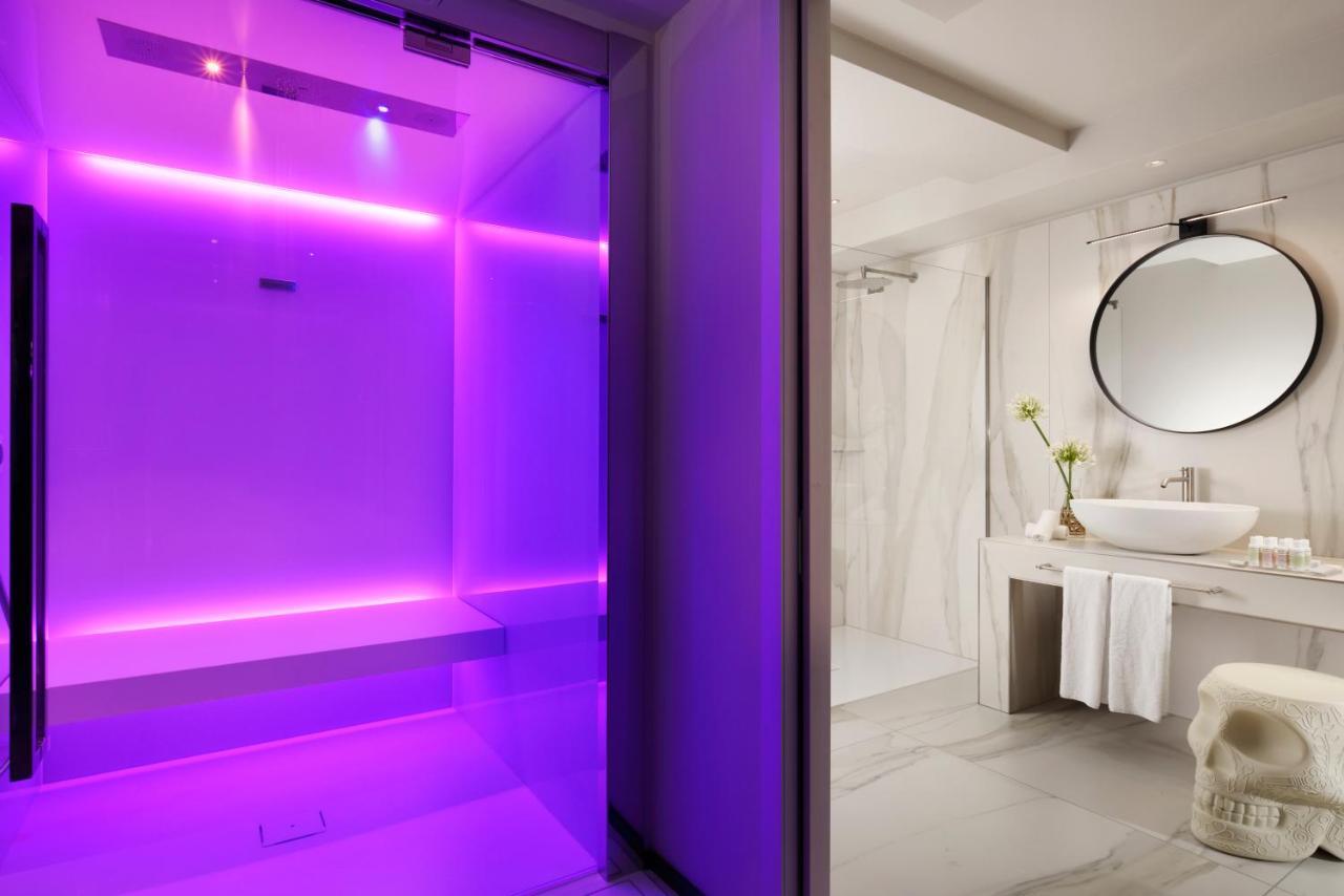 Suite con bañera de hidromasaje - Cama extragrande