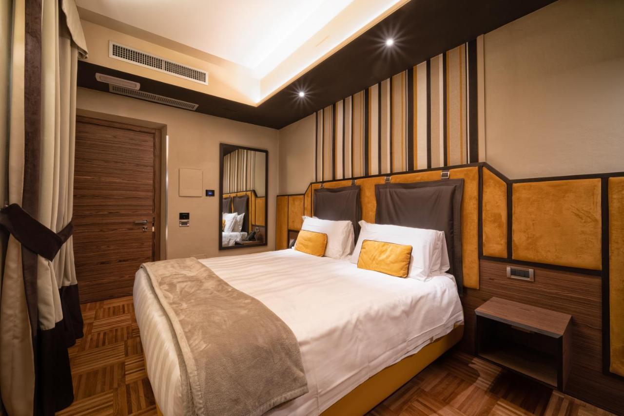 Small Double Room,1014859144:JPEG