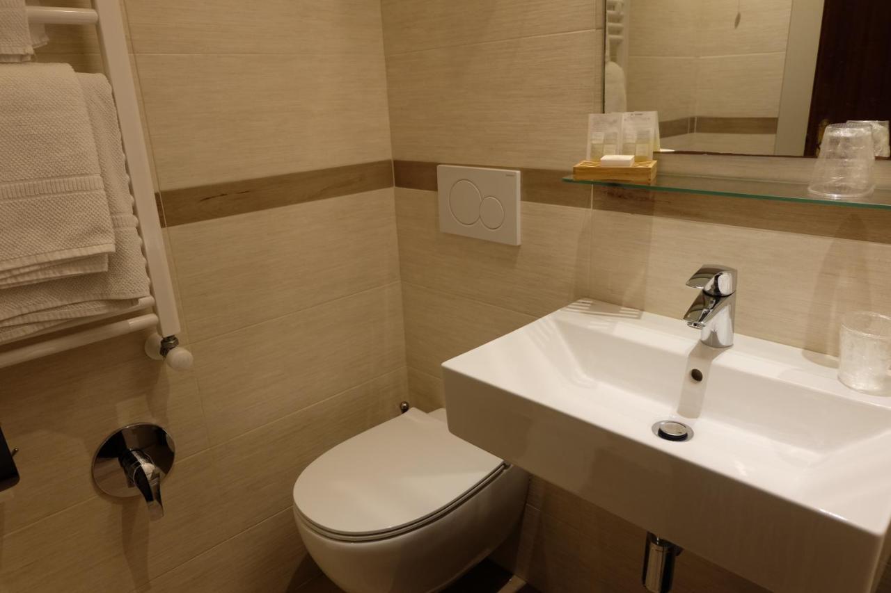 Twin Room with Terrace