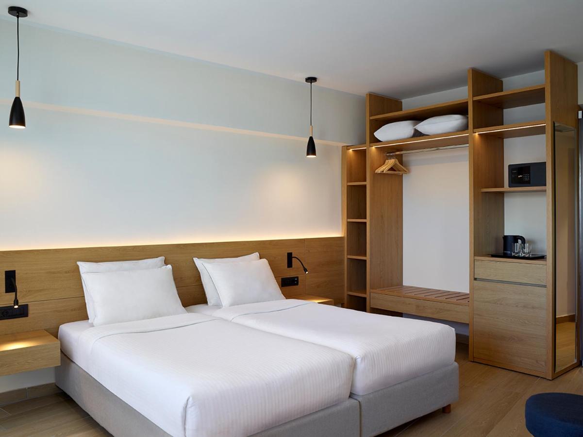 Superior Double or Twin Room City View