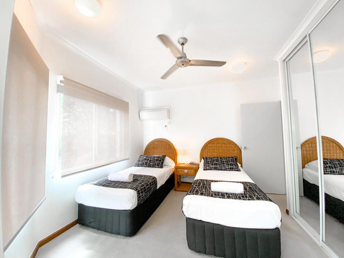 Two-Bedroom with Two Bathroom Apartment with Balcony