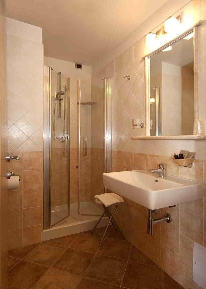 Double or Twin Room with Garden View