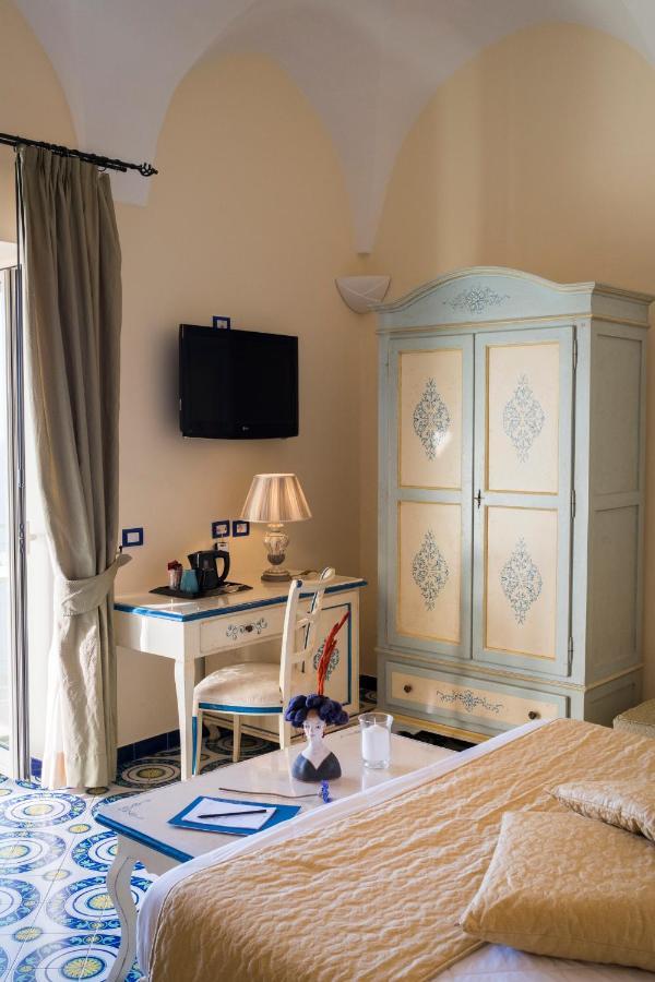 Quadruple Room with Sea View