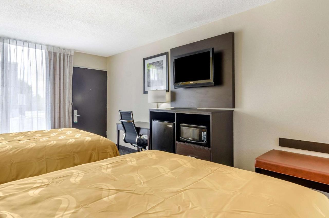 Double Room with Two Double Beds - Non-Smoking