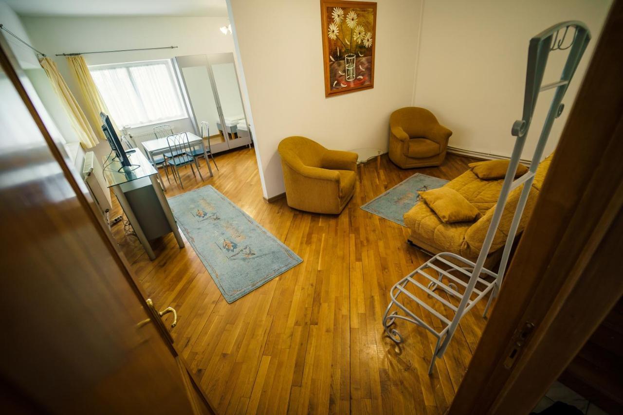 Studio with Sofa Bed
