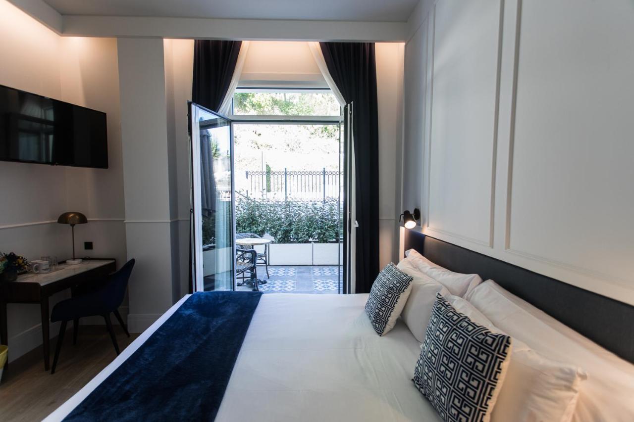 Double or Twin Room Terrace