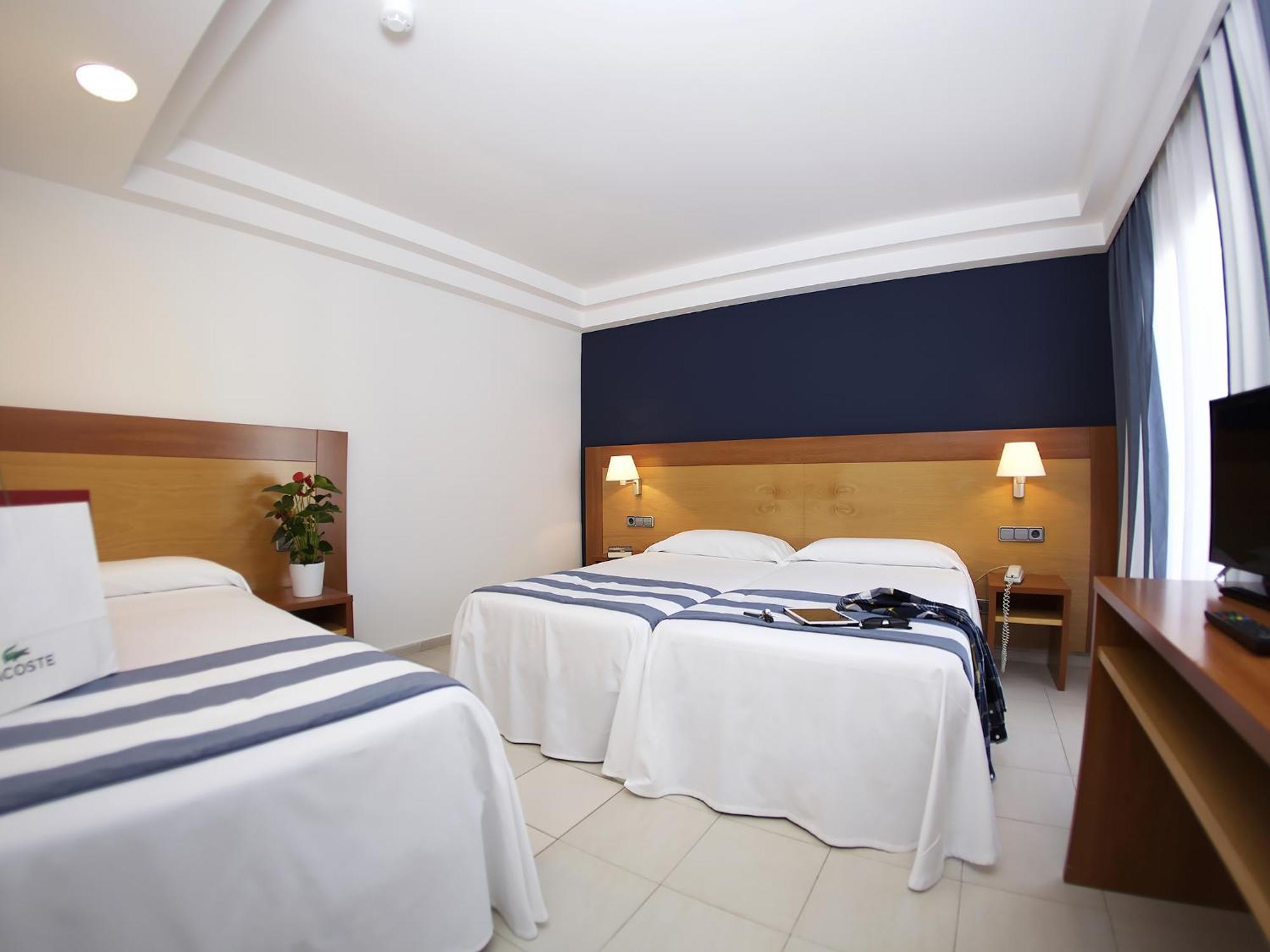 Chambre Triple Basique Sans Balcon (3 Adultes)