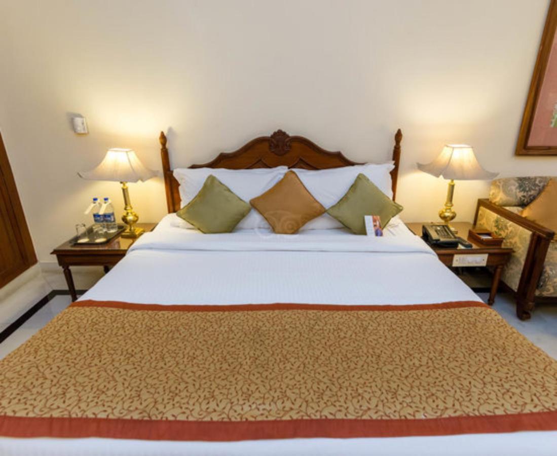 Palace Double Room,706683670:JPEG