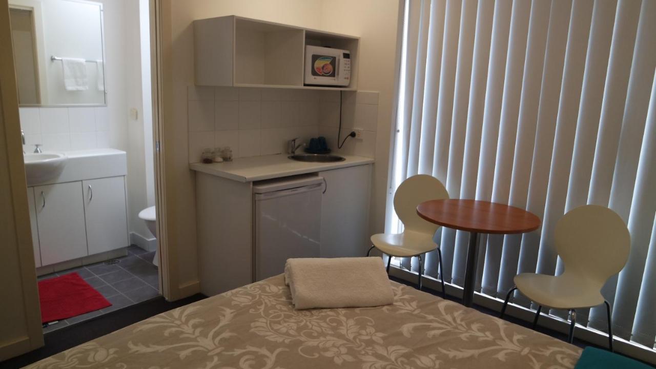 Single Room Bathroom