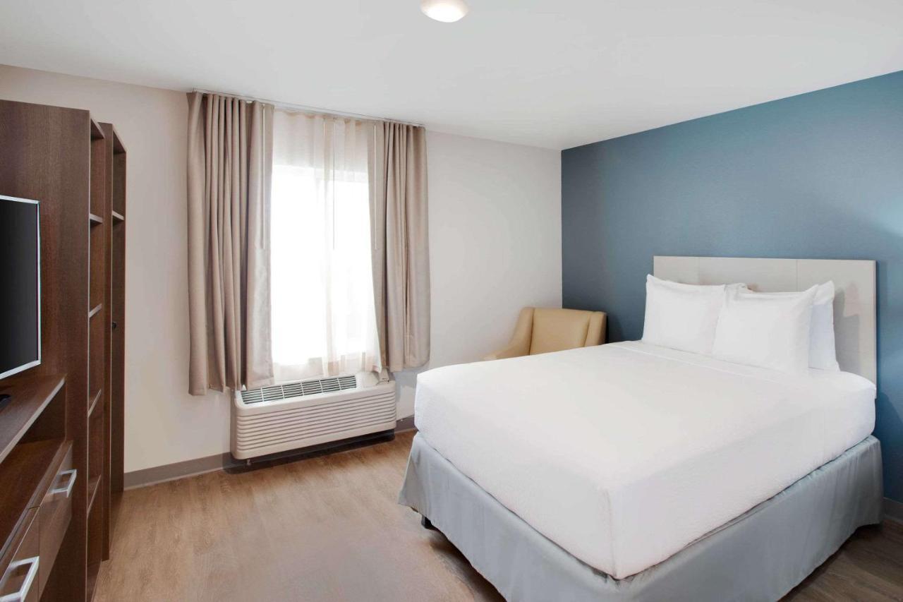Queen Room - Accessible/Non-Smoking
