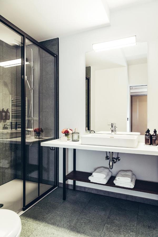 Standard Suite